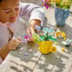 LEGO® Creator: Flores En Regadera